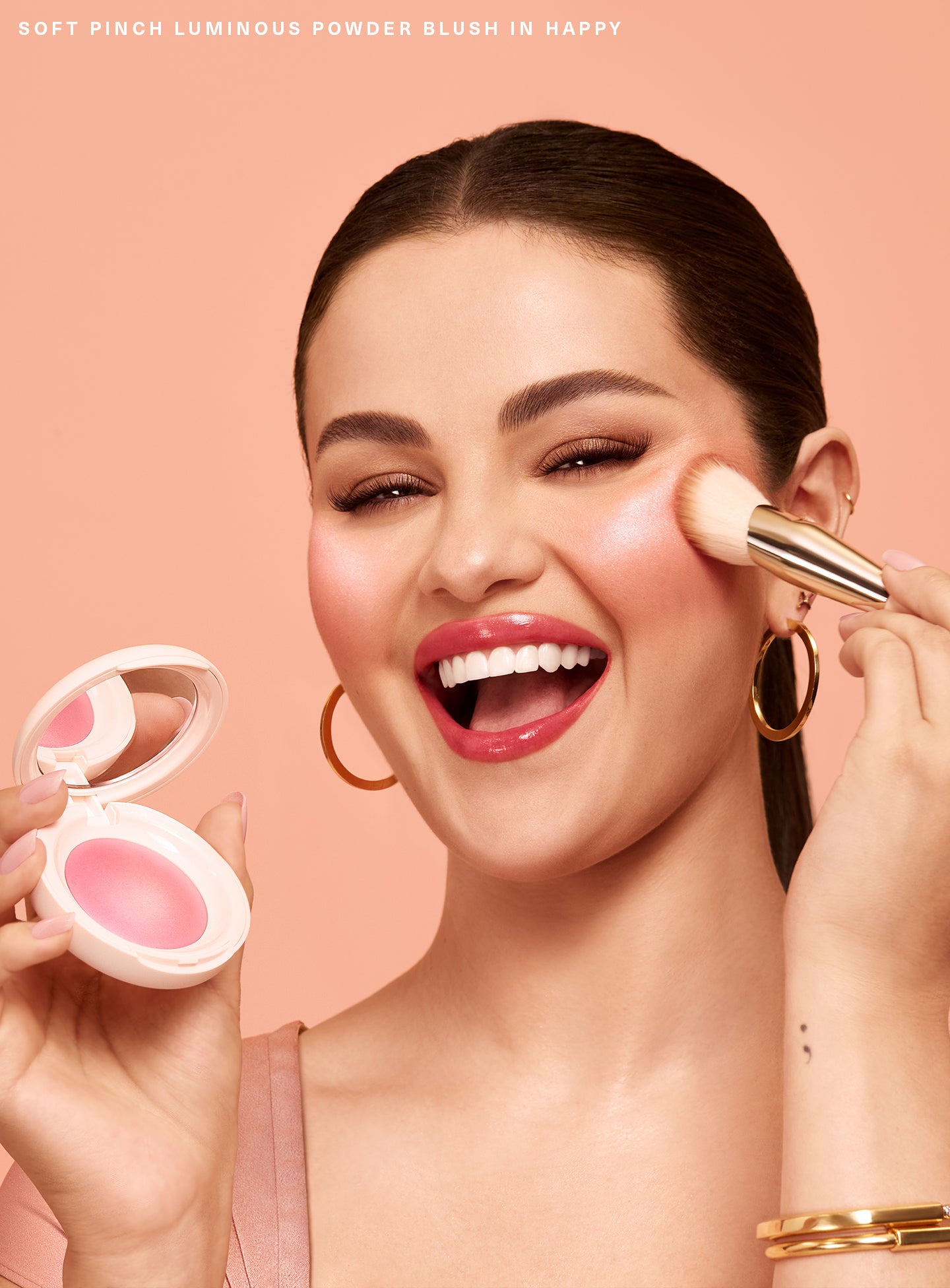 soft pinch luminous powder blush soft pinch luminous powder blush