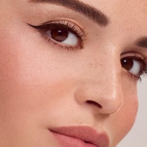 perfect strokes matte liquid liner brown